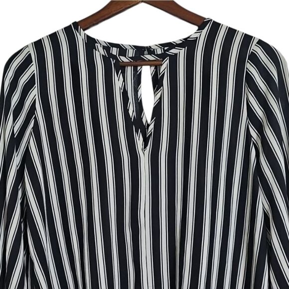 Express Top/Blouse Size S - Picture 3 of 4